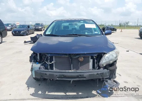 2013 Toyota Corolla S z USA, uszkodzony, nr VIN 2T1BU4EE7DC983876